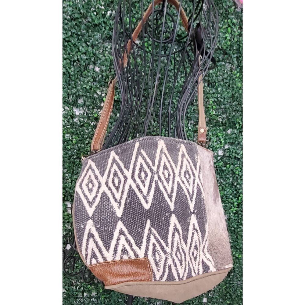 Myra Bag